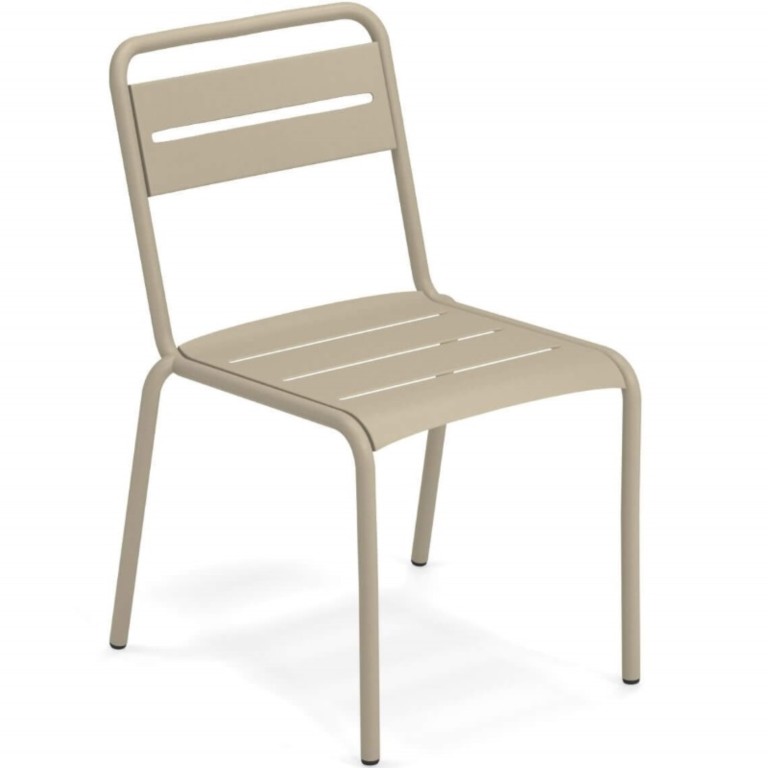 Emu Star stackable armchair