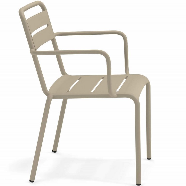 Emu Star stackable armchair