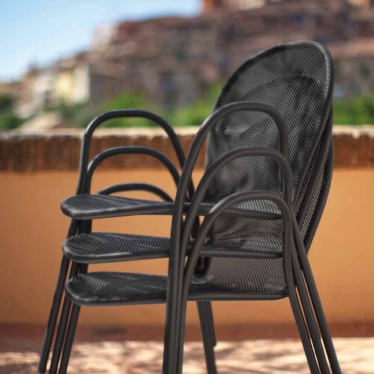 Emu Ronda stackable armchair